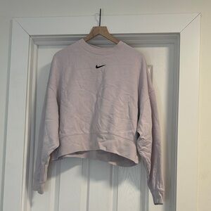 Nike Women's lavender Cropped Sweatshirt
